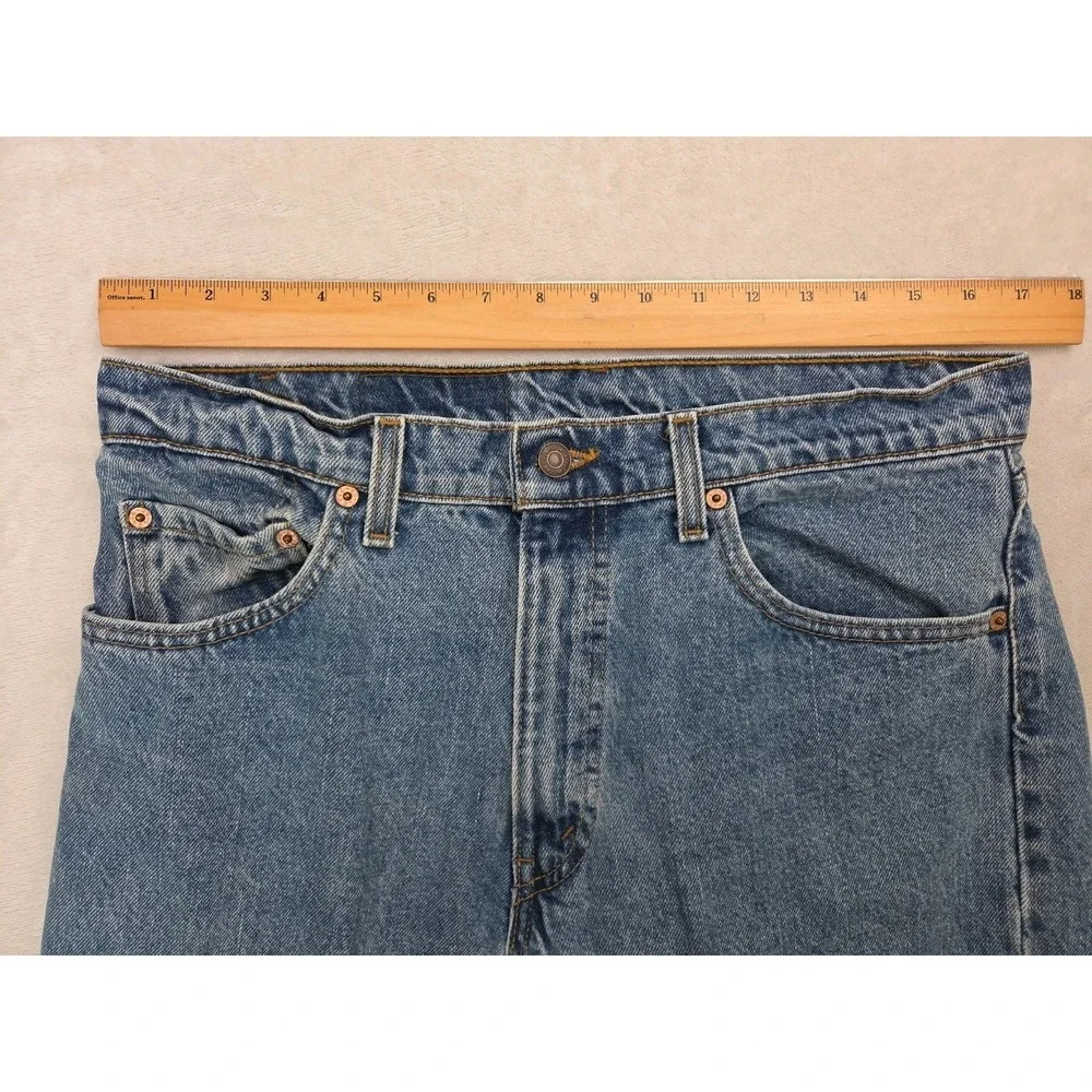 Vintage 90s Levi's 550 Jeans| Relaxed Tapered Medium Wash | Made in USA | 34x34